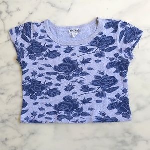 Vintage 100% Cotton Short Sleeve Cropped Tee with blue roses.